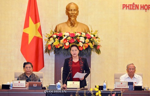 Ủy ban Thường vụ Quốc hội cho ý kiến về một số vấn đề của Dự án Luật BVMT (sửa đổi)